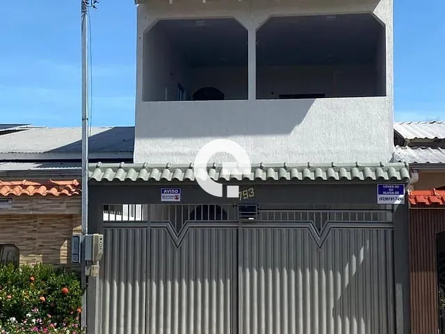 Sobrado 4 quartos e 2 banheiros, à venda, no bairro Mapiri em Santarém