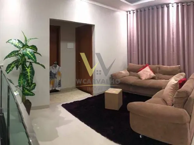Sobrado com 300m² 3 quartos e 2 banheiros, à venda, no bairro Villa Bela em Anápolis