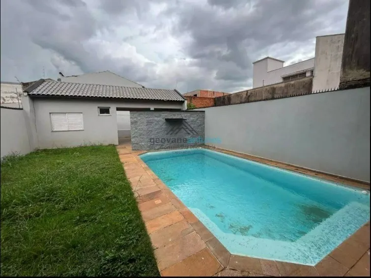 Sobrado, 3 quartos, 381 m² - Foto 2