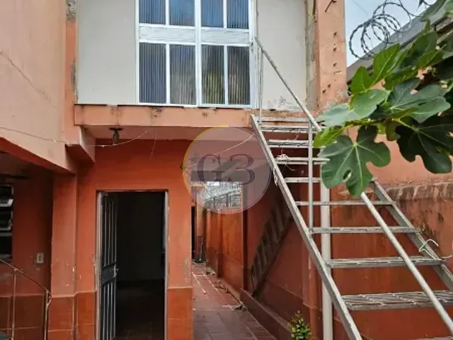 Sobrado 4 quartos e 4 banheiros, à venda, no bairro Fragata em Pelotas