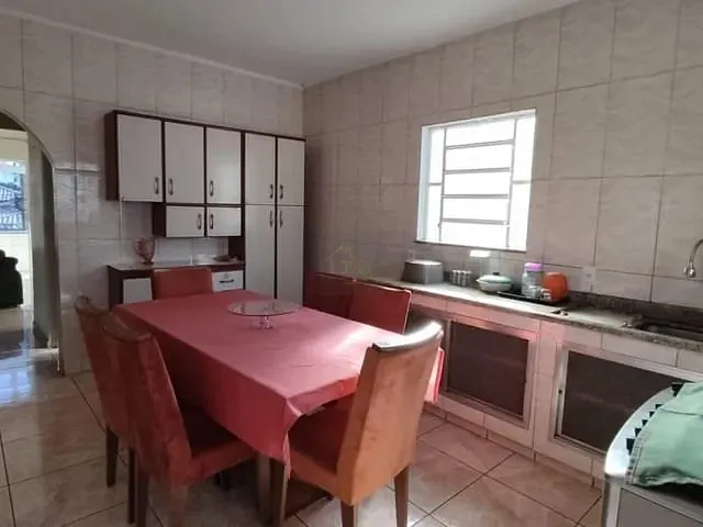 Sobrado com 100m² 3 quartos e 1 banheiro, à venda, no bairro Caioaba em Nova Iguaçu