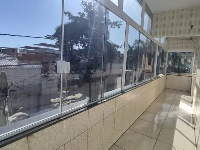 Sobrado com 100m² 3 quartos e 1 banheiro, à venda, no bairro Caioaba em Nova Iguaçu