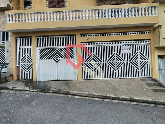 Sobrado com 100m² 2 quartos e 2 banheiros, para alugar, no bairro Jardim Zaira em Mauá