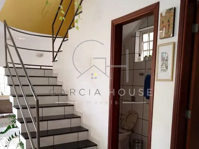 Sobrado com 270m² 3 quartos e 5 banheiros, à venda, no bairro Parque dos Bandeirantes em Ribeirão Preto