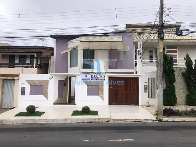 Sobrado para alugar, no bairro Candeias em Vitória da Conquista