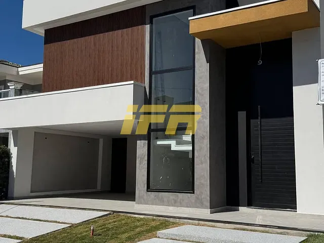 Sobrado com 360m² 4 quartos e 5 banheiros, à venda, no bairro Residencial Green Park em Taubaté