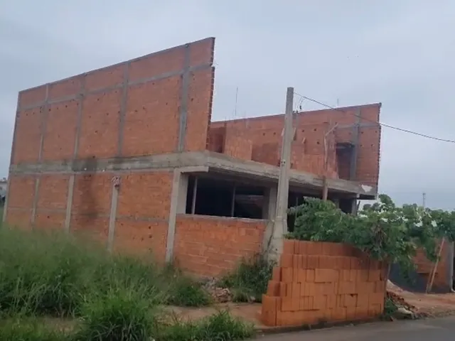 Sobrado com 220m², à venda, no bairro Jardim Terrazul Am em Americana