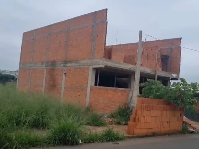 Sobrado com 220m², à venda, no bairro Jardim Terrazul Am em Americana