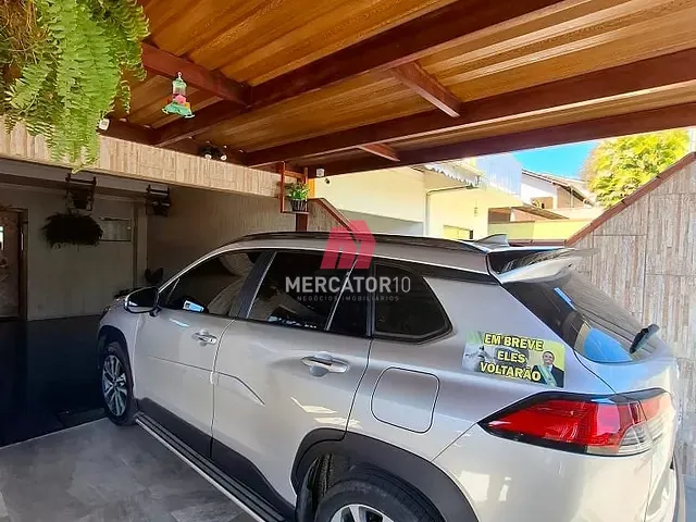 Sobrado 3 quartos e 3 banheiros, à venda, no bairro Passo Manso em Blumenau