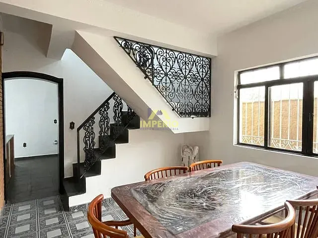 Casa com 256m² 5 quartos e 3 banheiros, à venda, no bairro Jardim Donalísio em Salto
