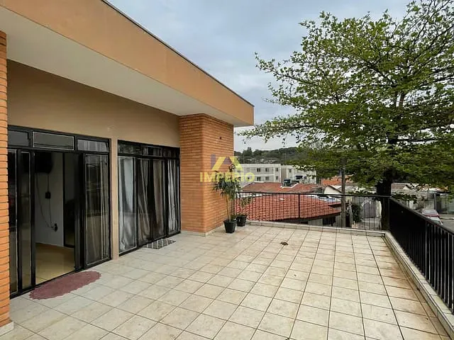 Casa com 256m² 5 quartos e 3 banheiros, à venda, no bairro Jardim Donalísio em Salto