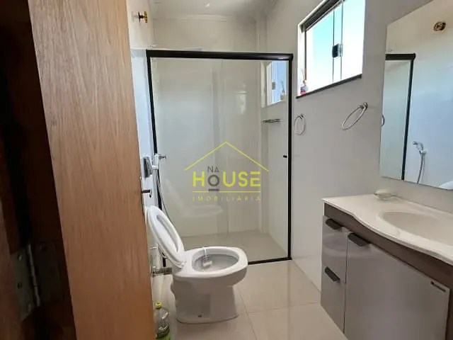 Sobrado com 200m² 3 quartos e 1 banheiro, à venda, no bairro Parque Residencial Santa Amélia em Votuporanga