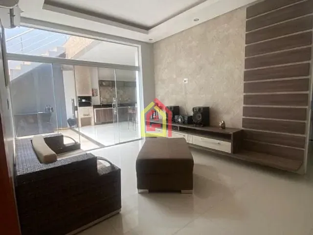 Sobrado com 300m² 4 quartos e 2 banheiros, à venda, no bairro Bom Planalto em Marabá