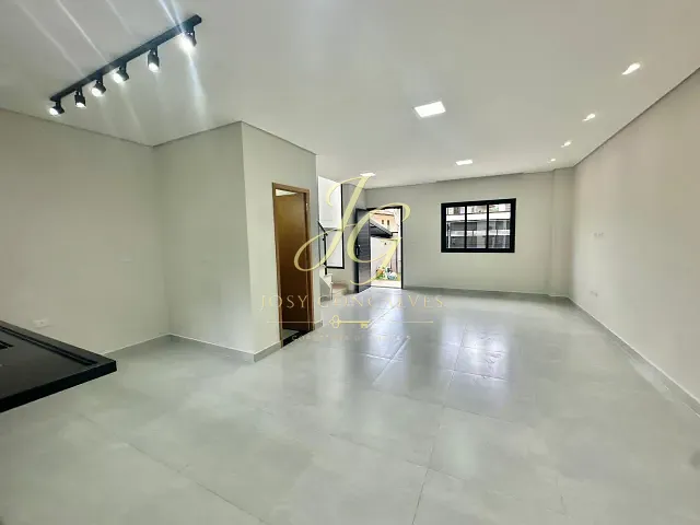 Sobrado com 160m² 3 quartos e 2 banheiros, à venda, no bairro Parque Morumbi em Mogi das Cruzes