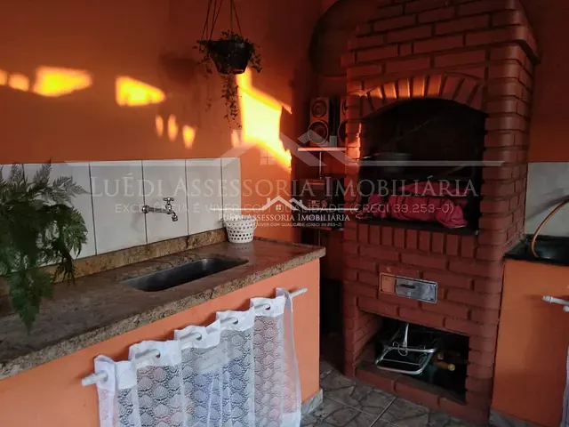 Sobrado 4 quartos e 3 banheiros, à venda, no bairro Jardim Santa Terezinha (Zona Leste) em São Paulo