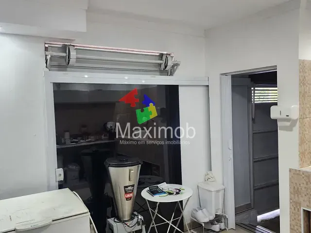 Sobrado com 180m² 3 quartos e 1 banheiro, à venda, no bairro Loteamento Popular Istor Luppi em Itapira