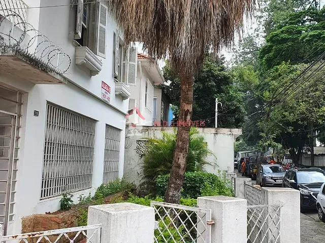 Sobrado com 220m², para alugar, no bairro Brooklin Paulista em São Paulo