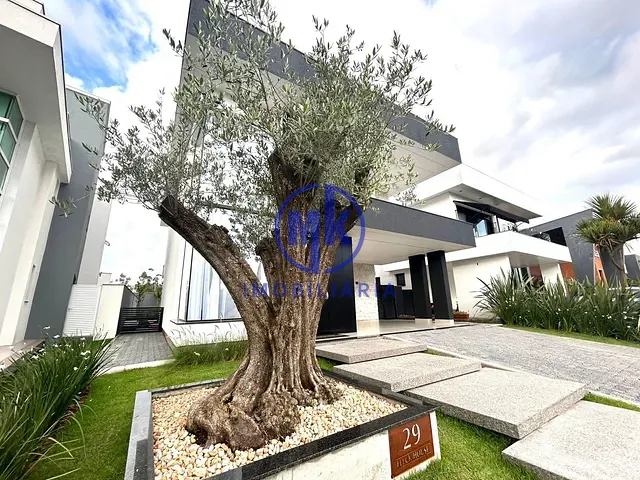 Sobrado com 366m² 3 quartos e 5 banheiros, à venda, no bairro São Vicente em Gravataí