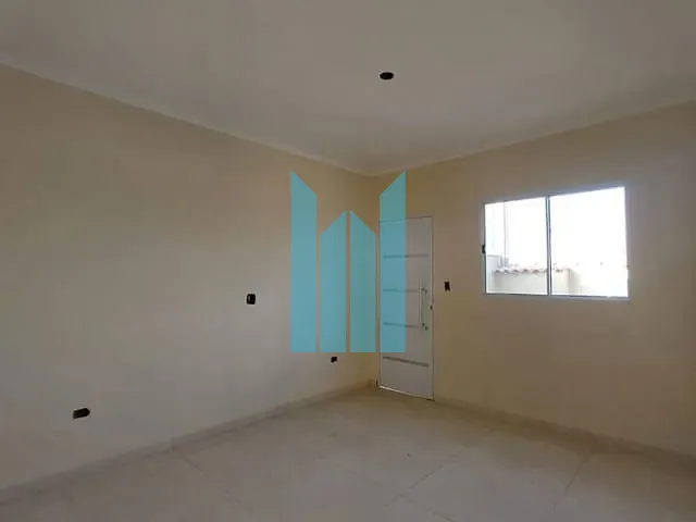 Sobrado com 160m² 3 quartos e 2 banheiros, à venda, no bairro Jardim Bandeirantes em Poços de Caldas
