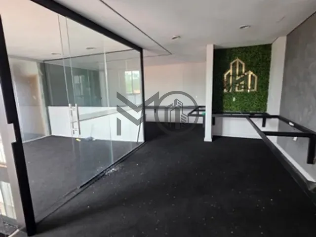 Sobrado com 250m², à venda, no bairro Recanto dos Pássaros em Cuiabá