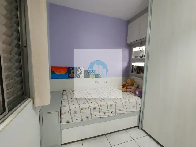 Sobrado com 205m² 3 quartos e 2 banheiros, à venda, no bairro Jardim Elvira em Osasco