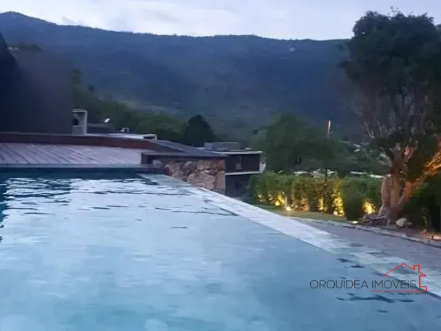 Sobrado com 475m² 3 quartos e 4 banheiros, à venda, no bairro Itapetininga em Atibaia
