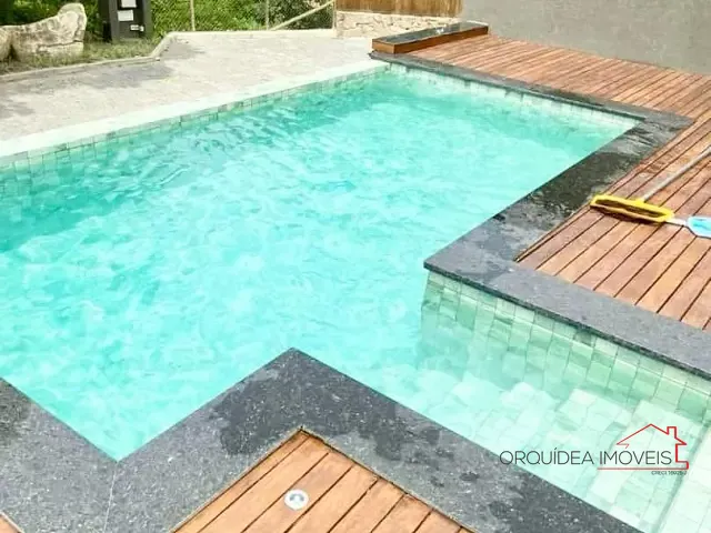 Sobrado com 475m² 3 quartos e 4 banheiros, à venda, no bairro Itapetininga em Atibaia