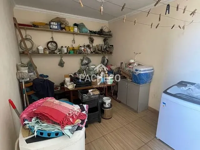 Sobrado com 150m² 3 quartos e 3 banheiros, à venda, no bairro Jardim Adelia em Santa Bárbara d'Oeste