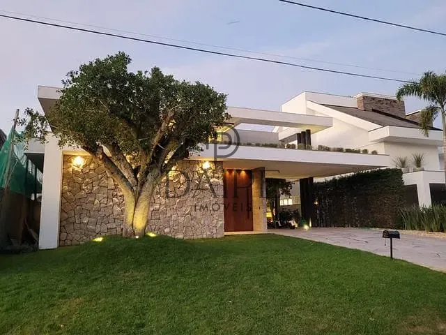 Sobrado com 630m² 5 quartos e 6 banheiros, à venda, no bairro Atlântida em Xangri-Lá