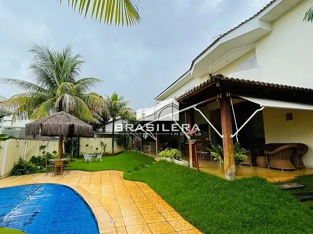 Sobrado com 741m² 4 quartos e 6 banheiros, à venda, no bairro Jardins Madri em Goiânia