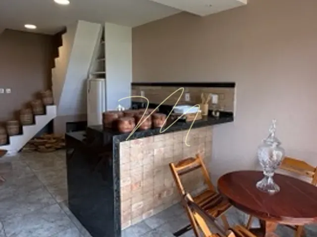 Sobrado 2 quartos e 1 banheiro, à venda, no bairro São Domingos em Ilhéus