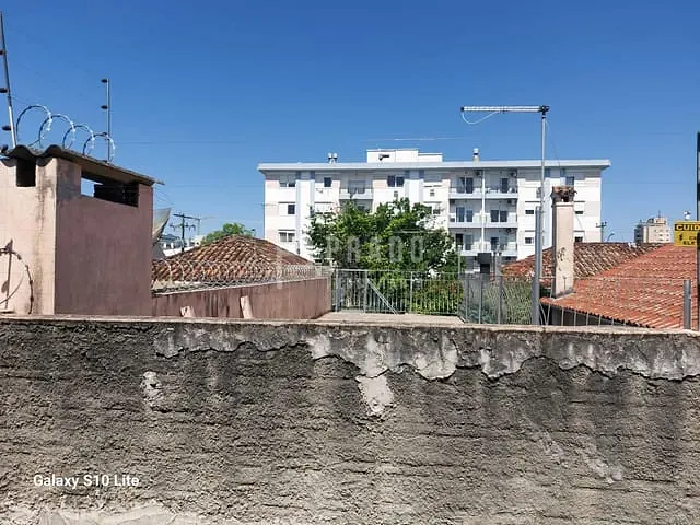 Sobrado com 118m² 4 quartos e 2 banheiros, à venda, no bairro Centro em Pelotas