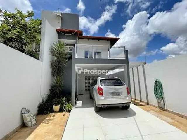 Sobrado com 200m² 4 quartos e 5 banheiros, à venda, no bairro Jardim América em Goiânia