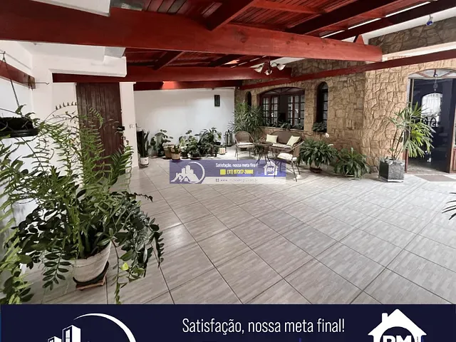 Sobrado com 348m² 4 quartos e 4 banheiros, à venda, no bairro Jardim Vila Galvão em Guarulhos