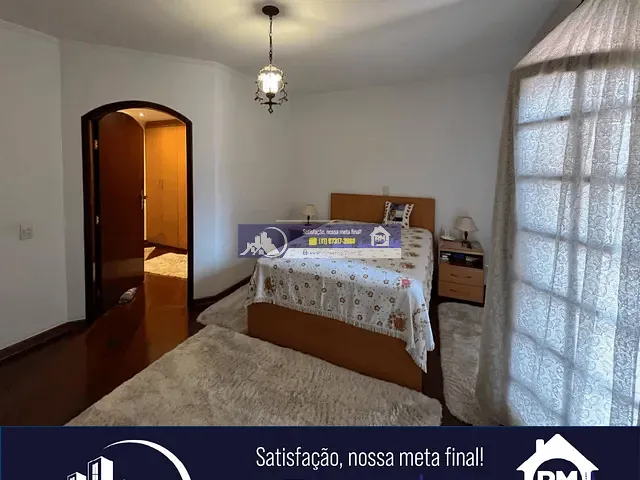 Sobrado com 348m² 4 quartos e 4 banheiros, à venda, no bairro Jardim Vila Galvão em Guarulhos