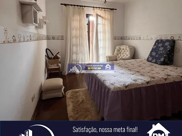 Sobrado com 348m² 4 quartos e 4 banheiros, à venda, no bairro Jardim Vila Galvão em Guarulhos