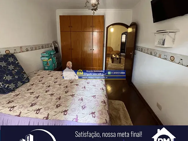 Sobrado com 348m² 4 quartos e 4 banheiros, à venda, no bairro Jardim Vila Galvão em Guarulhos