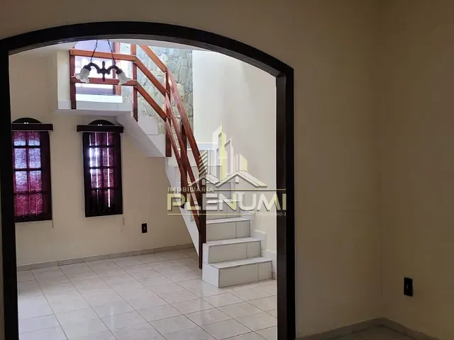 Sobrado com 126m² 2 quartos e 3 banheiros, à venda, no bairro JARDIM SANTA CLARA em Rio Claro