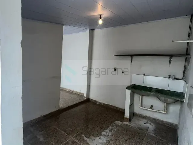 Sobrado com 371m² 7 quartos e 5 banheiros, à venda, no bairro São Francisco em Patrocínio