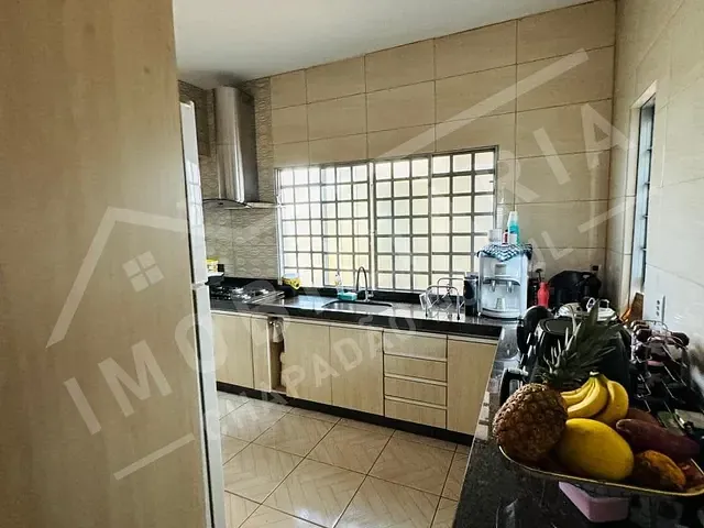 Casa 4 quartos e 2 banheiros, à venda, no bairro PLANALTO em Chapadão do Sul