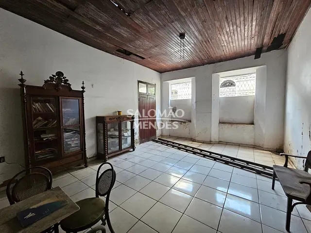 Sobrado à venda, no bairro Cidade Velha em Belém