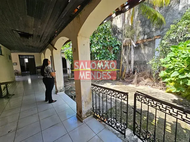 Sobrado à venda, no bairro Cidade Velha em Belém