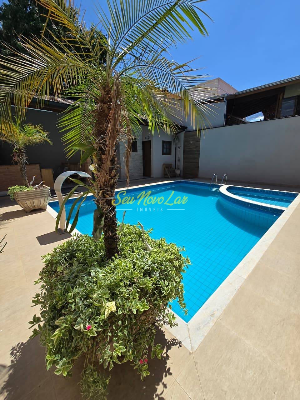 Sobrado, 3 quartos, 228 m² - Foto 3