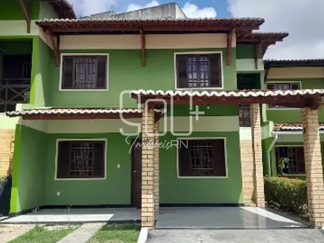 Sobrado 3 quartos e 4 banheiros, à venda, no bairro Nova Parnamirim em Parnamirim