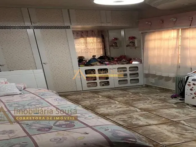 Sobrado com 260m² 2 quartos e 3 banheiros, à venda, no bairro Vila M Genoveva em Jundiaí