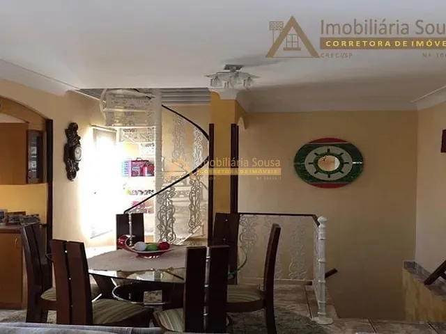 Sobrado com 260m² 2 quartos e 3 banheiros, à venda, no bairro Vila M Genoveva em Jundiaí