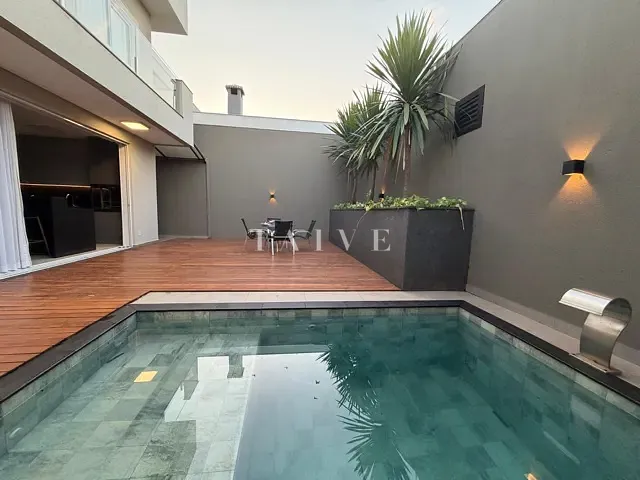 Casa com 250m² 3 quartos e 4 banheiros, à venda, no bairro Ideal em Londrina