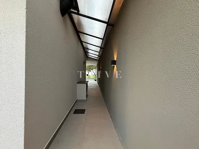 Casa com 250m² 3 quartos e 4 banheiros, à venda, no bairro Ideal em Londrina