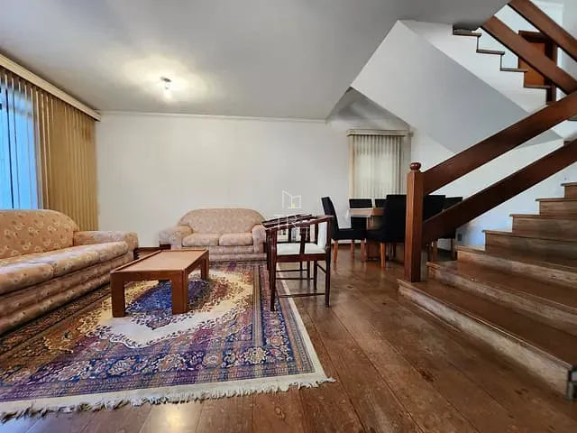 Sobrado com 320m² 4 quartos e 4 banheiros, à venda, no bairro Jardim Chapadão em Campinas
