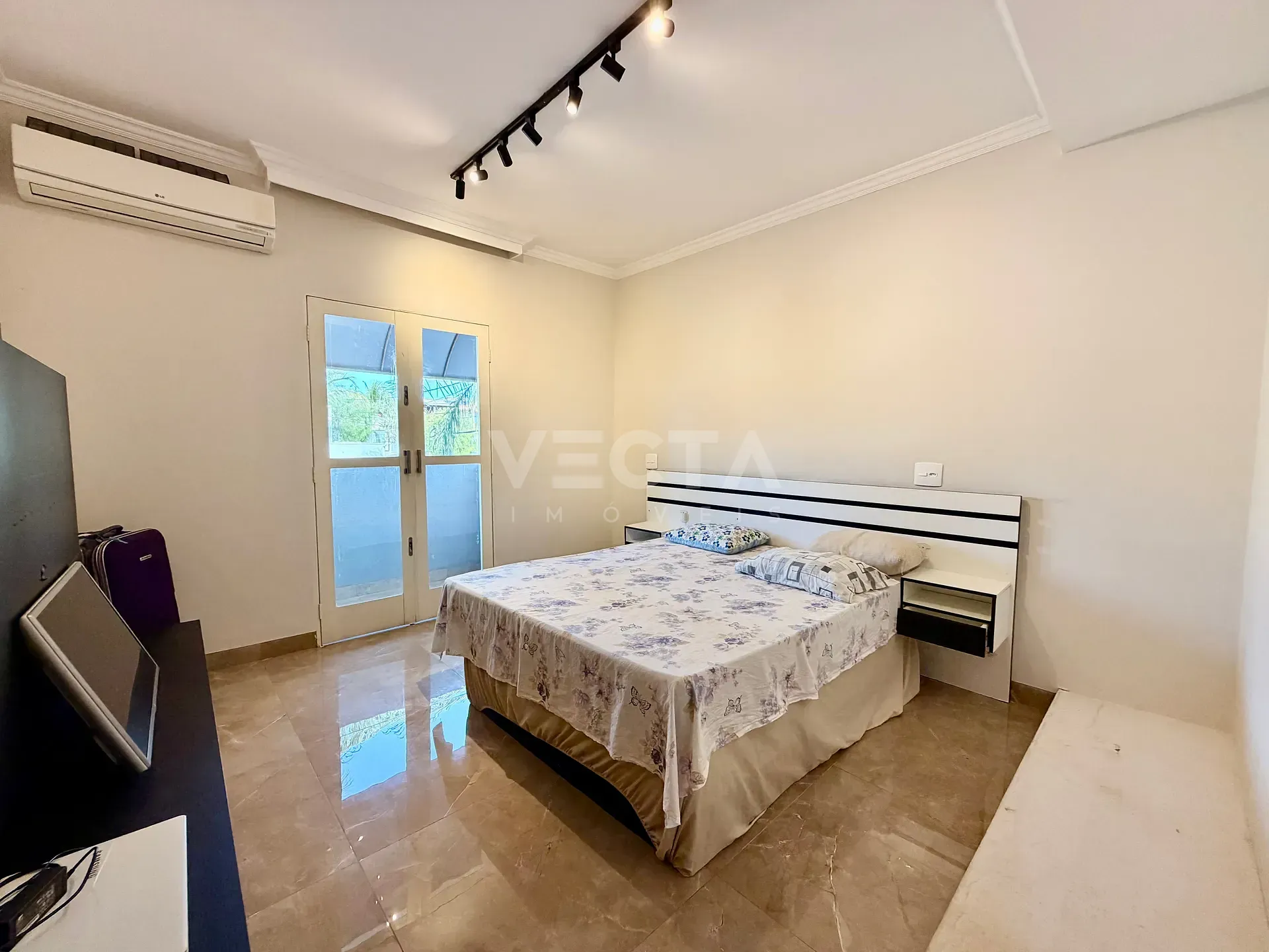 Casa, 3 quartos, 350 m² - Foto 15